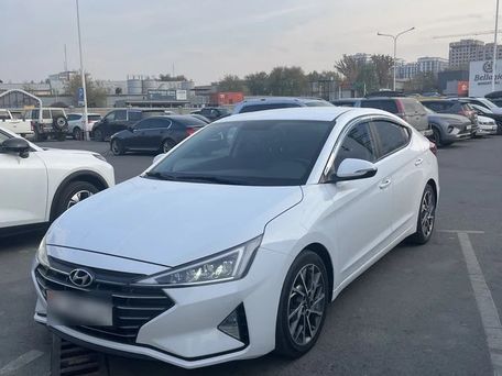 Hyundai Avante, 2019 — photo 1