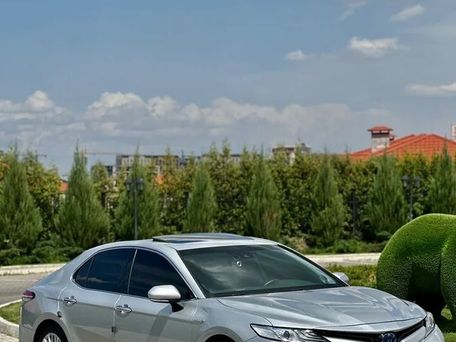 Toyota Camry, 2017 — photo 2