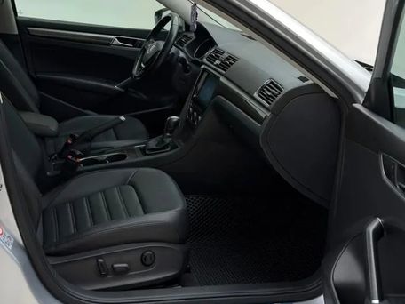 Volkswagen Passat, 2018 — 照片 6