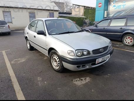 Toyota Corolla, 2001 — photo 1