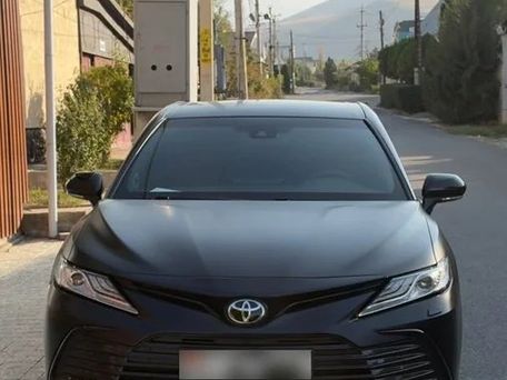 Toyota Camry, 2023 — 照片 3