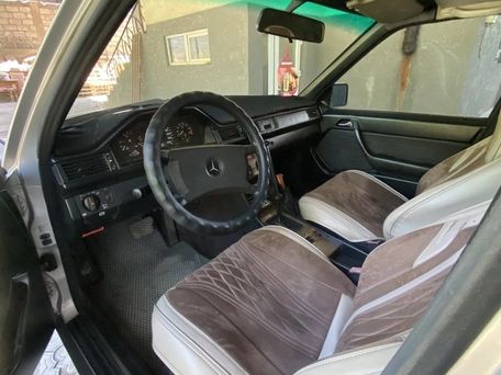Mercedes-Benz W124, 1989 — сүрөт 10