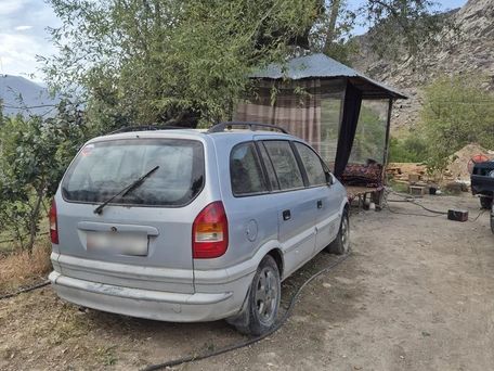 Opel Zafira, 1999 — 照片 5