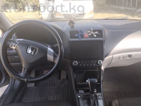 Honda Accord, 2004