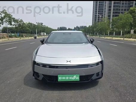 Xpeng P7+, 2025 — photo 2