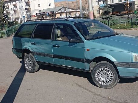 Volkswagen Passat, 1992 — photo 4