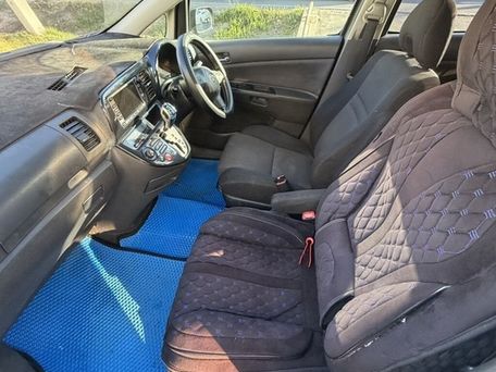 Toyota Wish, 2003 — сүрөт 10