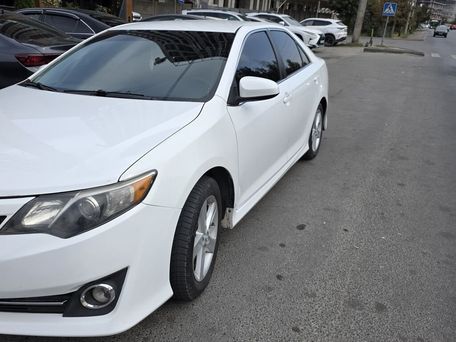 Toyota Camry, 2014 — photo 2