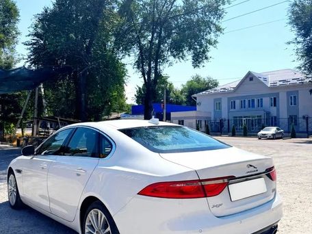 Jaguar XF, 2020