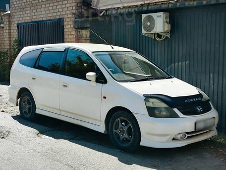 Honda Stream, 2003 — 照片 1