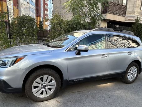 Subaru Outback, 2017 — фото 1