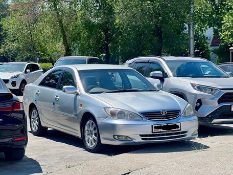 Toyota Camry, 2002 — 照片 1