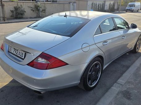 Mercedes-Benz CLS, 2005 — 照片 4