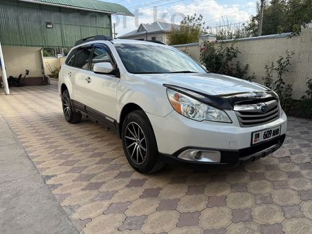 Subaru Outback, 2010 — photo 2