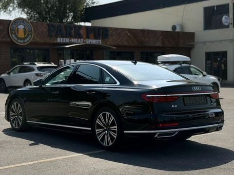 Audi A8, 2021 — 照片 5
