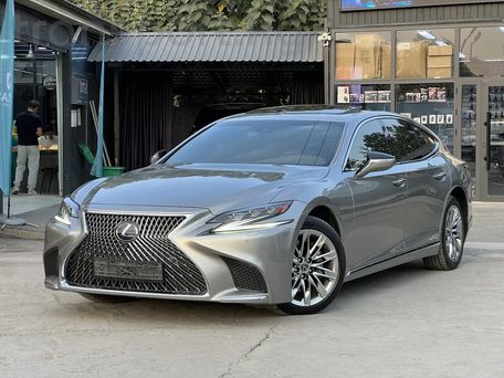 Lexus LS, 2019 — фото 1