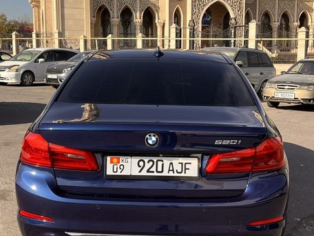 BMW 5 Series, 2019 — photo 11