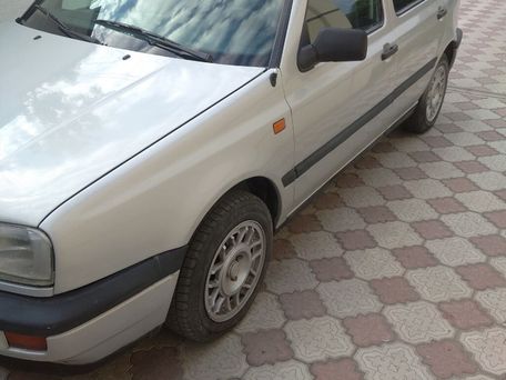 Volkswagen Golf, 1994 — 照片 1