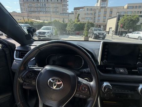 Toyota RAV4, 2022 — сүрөт 12