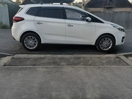 Kia Carens, 2018 — фото 4
