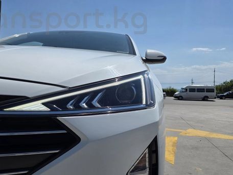 Hyundai Avante, 2019 — photo 3