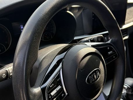 Kia K5, 2019 — photo 7