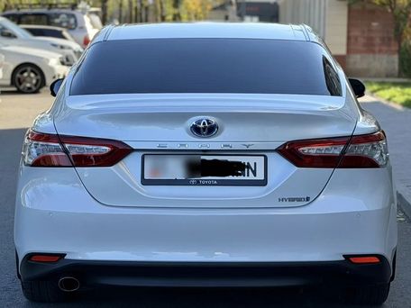 Toyota Camry, 2018 — фото 10