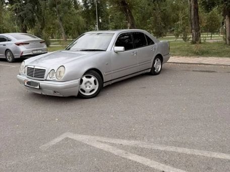 Mercedes-Benz E-Класс, 1998 — фото 2