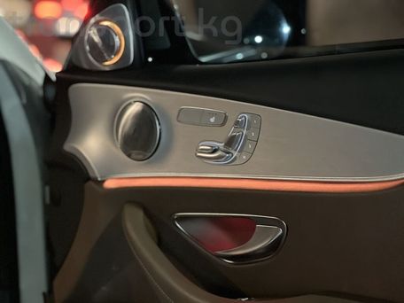 Mercedes-Benz E-Класс, 2020 — фото 13