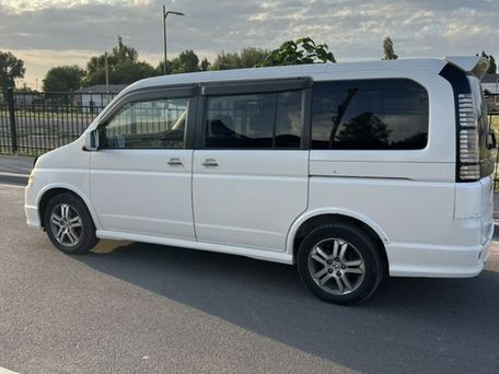Honda Stepwgn, 2004 — 照片 5