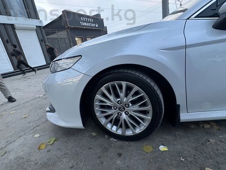 Toyota Camry, 2018 — 照片 3