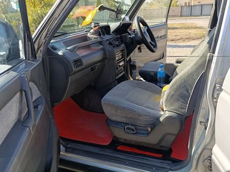 Mitsubishi Pajero, 1994 — photo 6