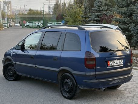 Opel Zafira, 2002 — фото 3