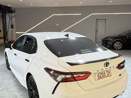 Toyota Camry, 2022 — сүрөт 4