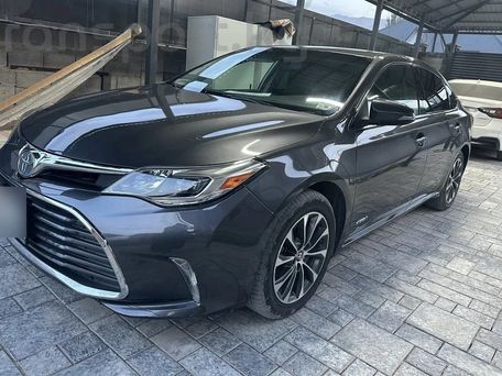 Toyota Avalon, 2018 — фото 1