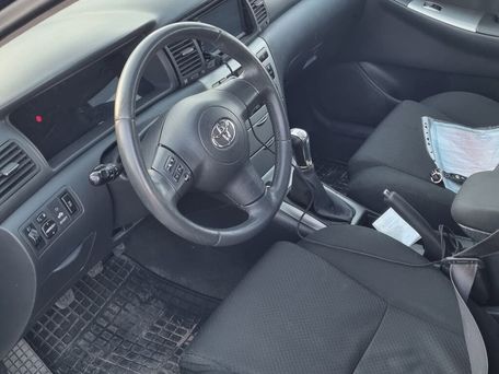 Toyota Corolla, 2005 — 照片 5