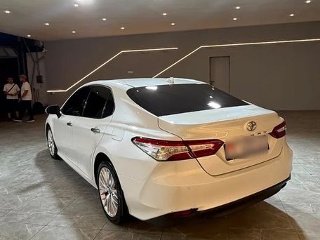 Toyota Camry, 2021 — фото 7