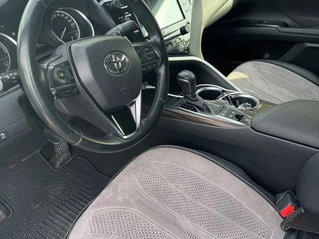 Toyota Camry, 2019 — фото 10