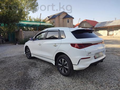 BYD E2, 2025 — photo 4