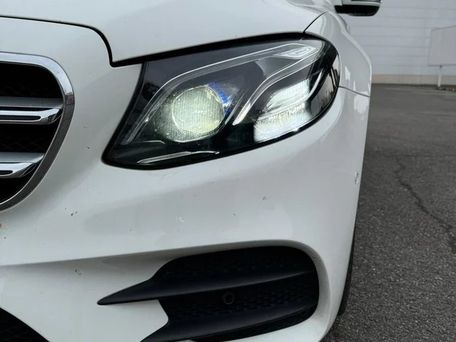 Mercedes-Benz E-Class, 2020 — photo 4