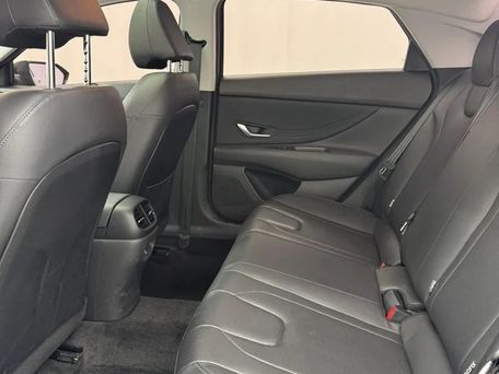 Hyundai Elantra, 2023 — photo 10