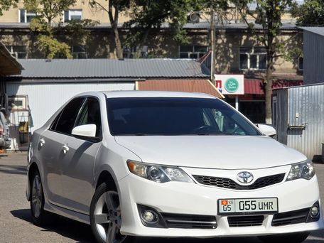 Toyota Camry, 2012 — photo 2
