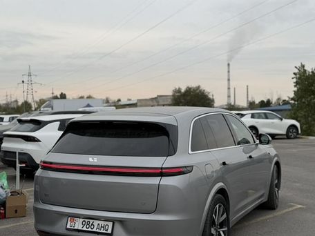 Li Auto (Lixiang) L7, 2024 — 照片 2