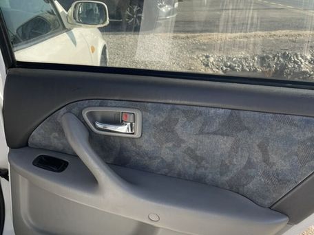 Toyota Camry, 1999 — сүрөт 16