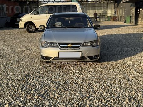 Chevrolet Nexia, 2010 — 照片 1