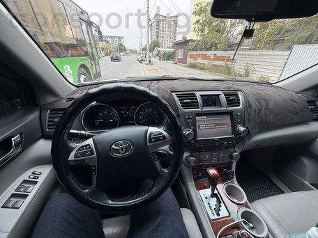 Toyota Highlander, 2012 — photo 9