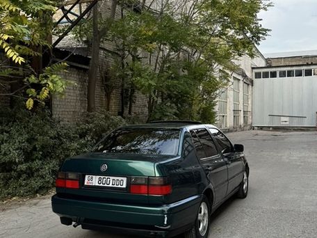 Volkswagen Vento, 1996 — фото 10