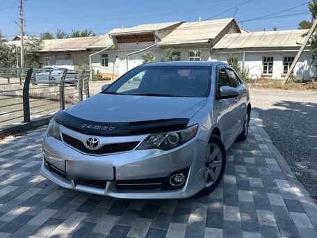 Toyota Camry, 2013