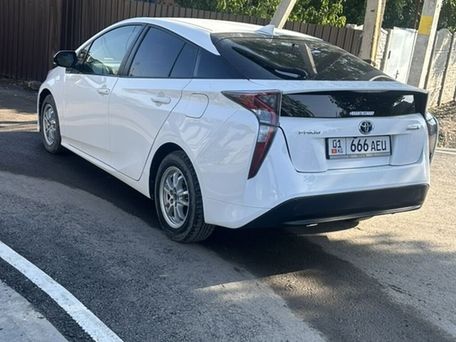 Toyota Prius, 2016 — фото 3