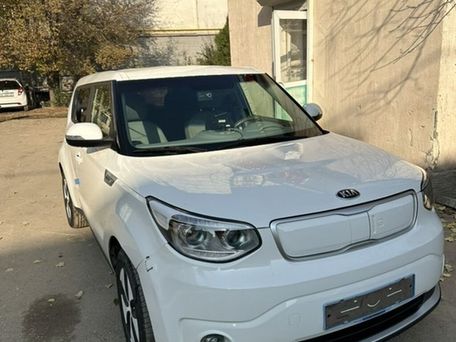 Kia Soul EV, 2018 — фото 3